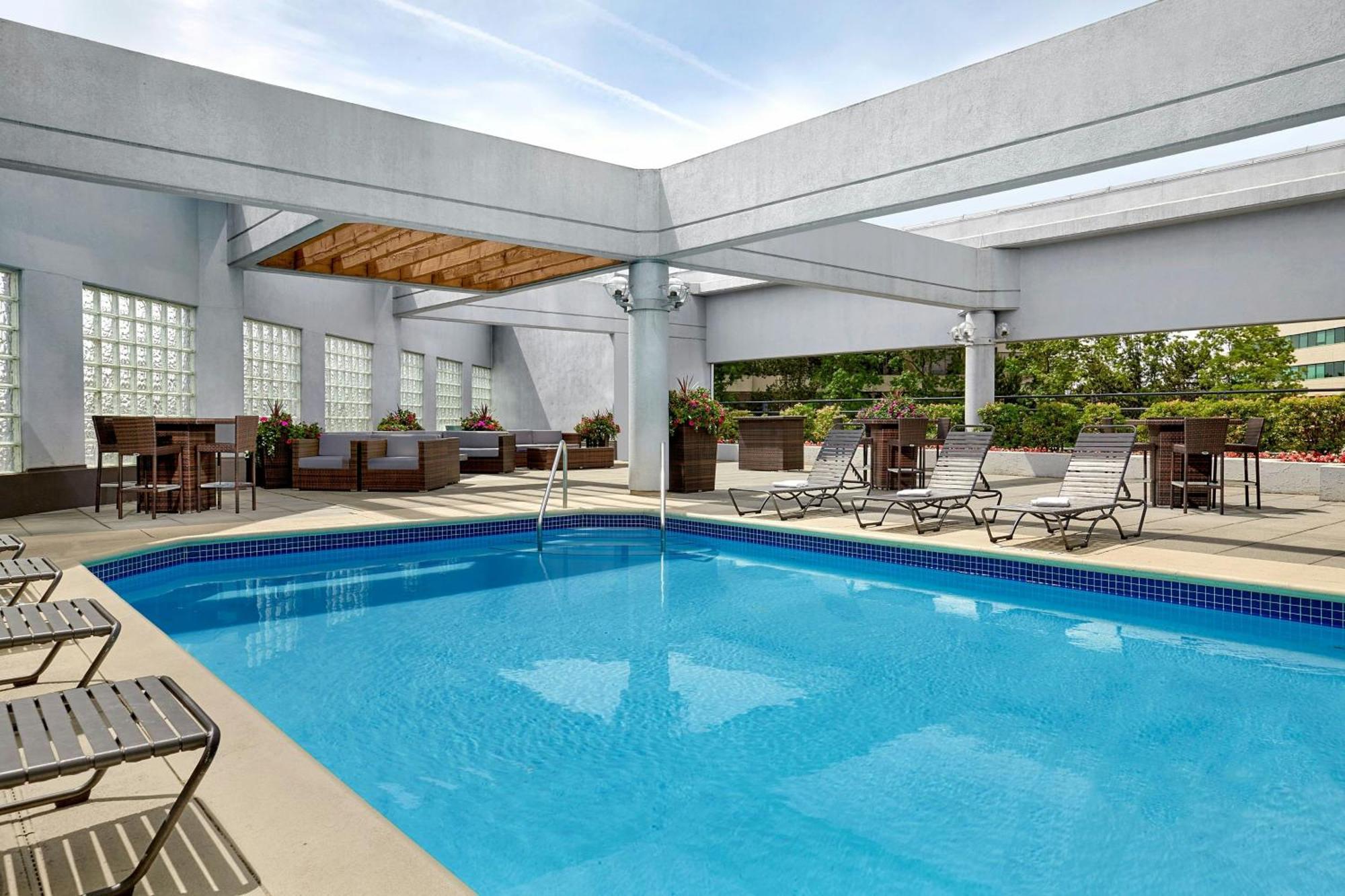 Sheraton Vancouver Guildford Hotel Σάρρεϋ Εξωτερικό φωτογραφία