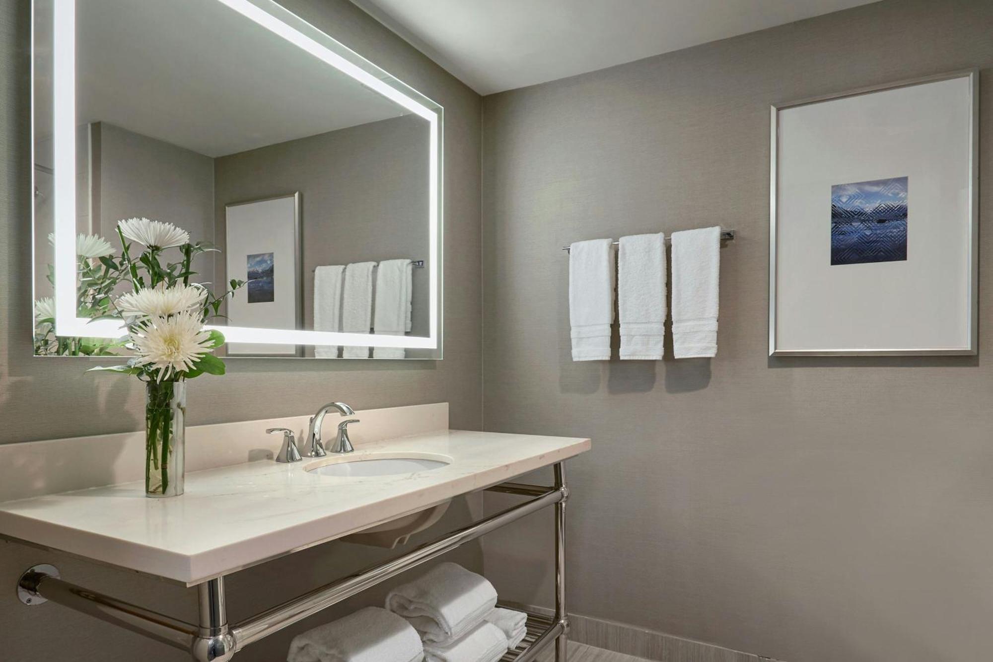 Sheraton Vancouver Guildford Hotel Σάρρεϋ Εξωτερικό φωτογραφία